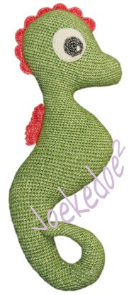 Crochet seahorse in one piece