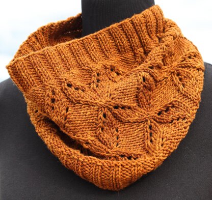 Springerle Cowl