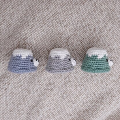 Little Mountain Amigurumi