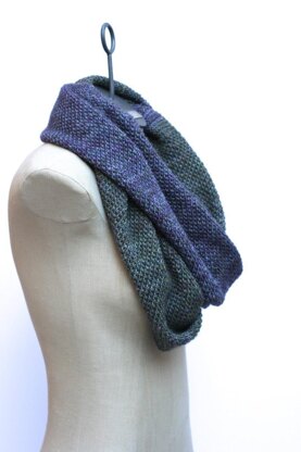 Ombre Cowl