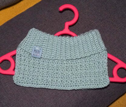 Crochet pattern for baby slip-on scarf in different sizes