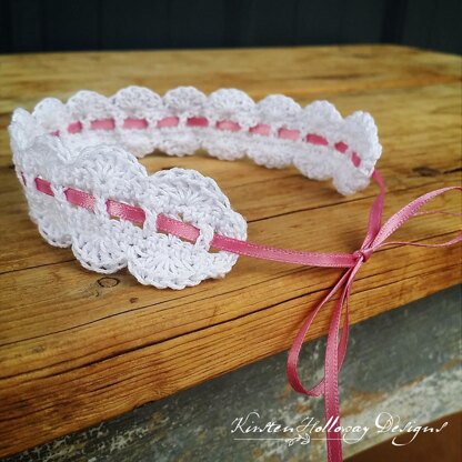 Scalloped Lace Baby Headband