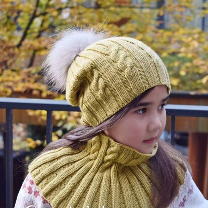 Happy Slouchy Cable hat