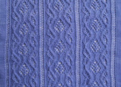 Trim Cable Lace Shawl