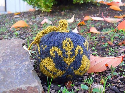 Mini Colorwork Pumpkin