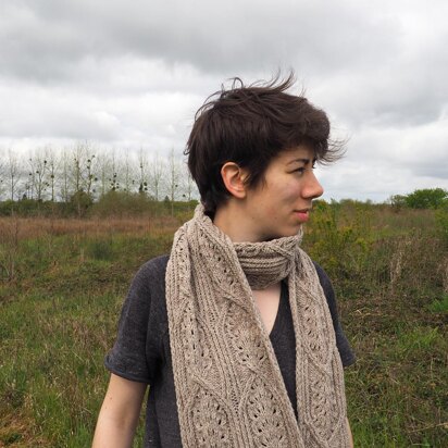 Gothique Fleuri Scarf