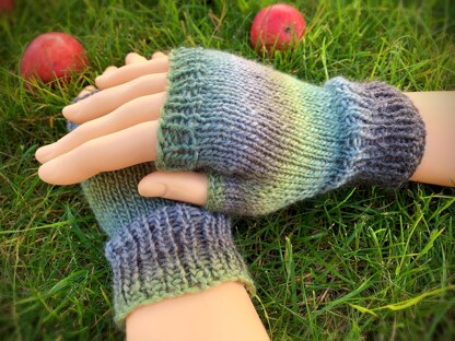 Fingerless Gloves