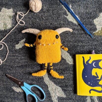 The Slipper Monster - knitting pattern