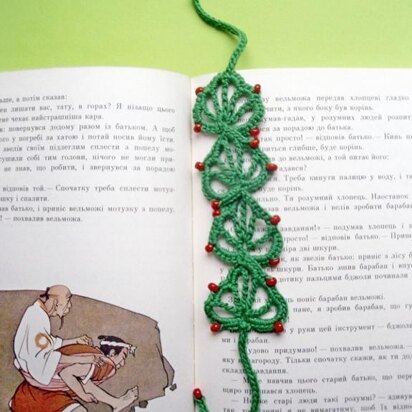 Green  tree bookmark.