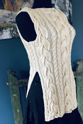 Savannah Cabled Tabard