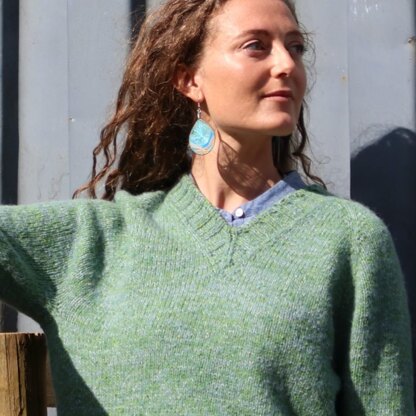 The Fibre Co. One Sweater V-Neck PDF