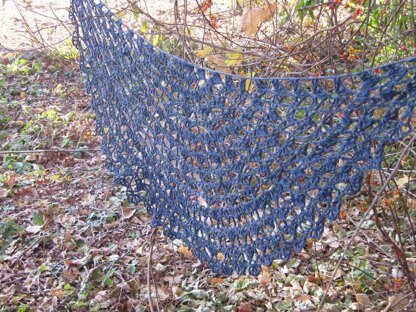 Shells & Chains Half Circle Shawl