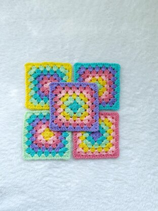 How To Crochet A Granny Square