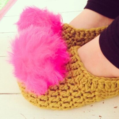 Frank&Olive Pompom Slippers