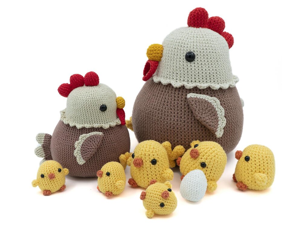 Amigurumi Hen, Chick, and Egg Crochet pattern by Mevlinn Gusick