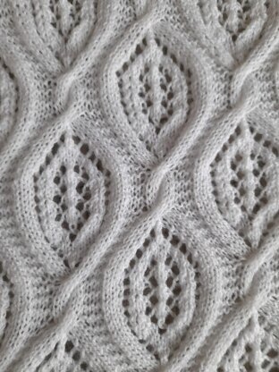Braided Diamonds Baby Shawl