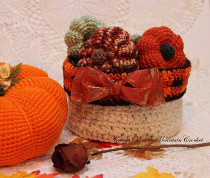 Round Plaid Basket