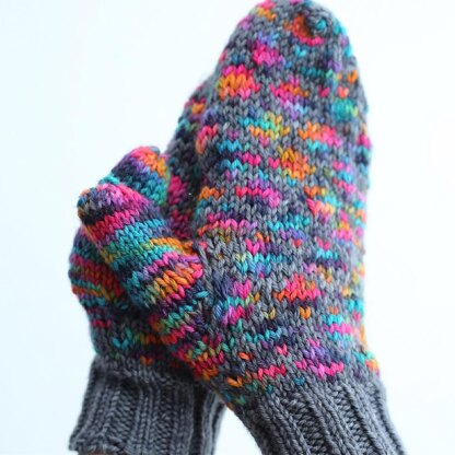 Stained Glass Lattice Mittens