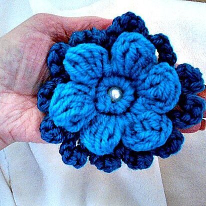 952 Layered Puff Flower