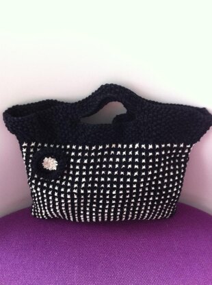 Mod Black and White Bag