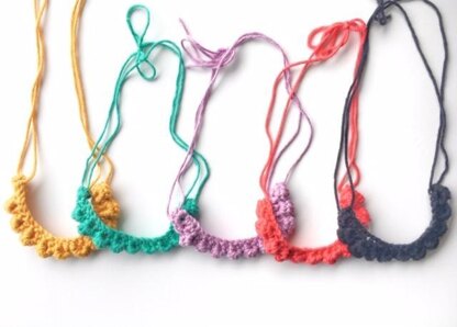 Bobble Stitch Necklace