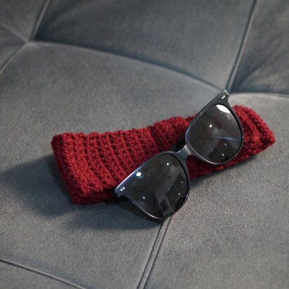 Sunglasses case crochet pattern