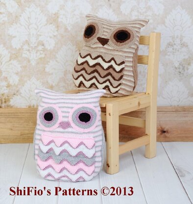 239 Owl Cushion Knitting Pattern #239