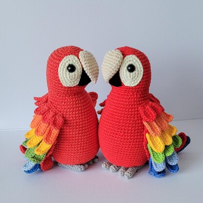 Jubi the Scarlet Macaw Parrot Amigurumi Bird Pattern