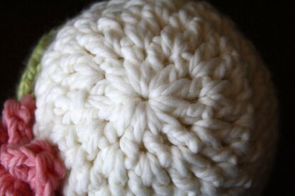 Bulky Crochet Knit Hat with Flower