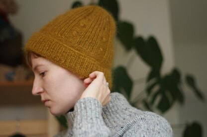 Dandelion halo beanie