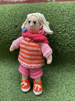Enid doll knitting pattern