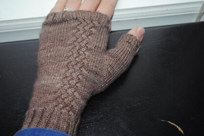 Dunloe Fingerless Gloves