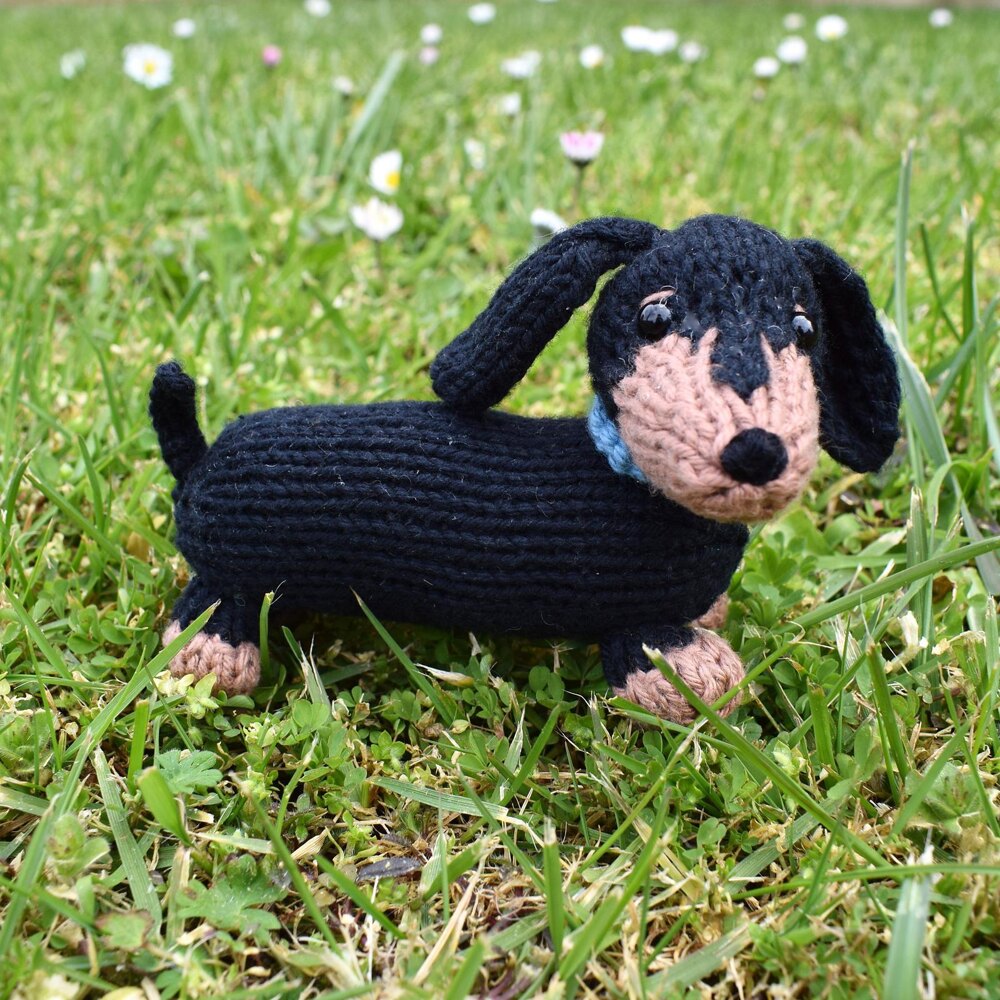 Dachshund shop knitting pattern