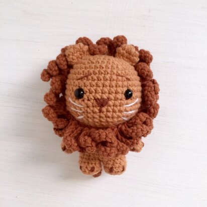 Lion Amigurumi Crochet Pattern