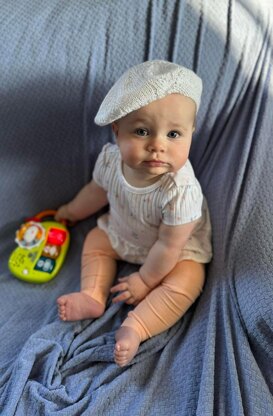 Dreamy Snowdrops Beret