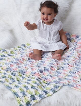 Baby Blanket in Bernat Softee Chunky - Downloadable PDF