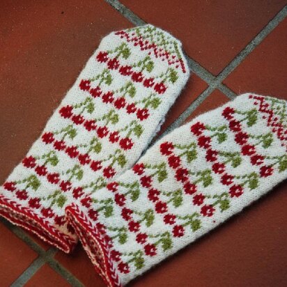 Jackpot mittens - knitting pattern