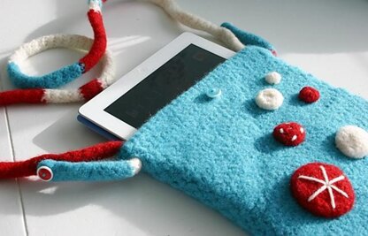 Felted Button iPad Bag