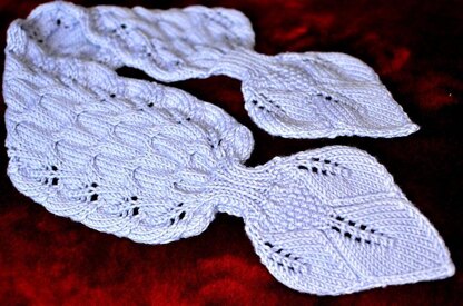 Leaves and Cables Scarf