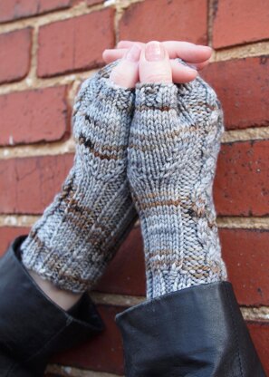 Roundtop Fingerless Mitts