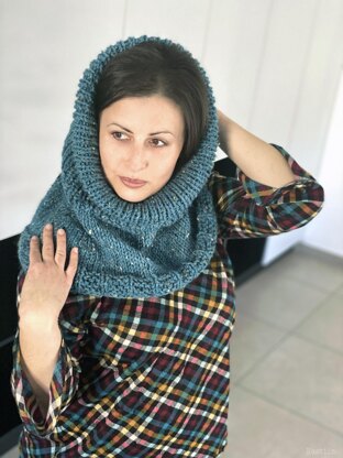 Oceania hooded scarf