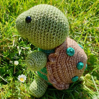 Tucker the Tortoise - UK Terminology - Amigurumi