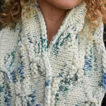 North Shore Cowl in Universal Yarn Be Wool Multis - Downloadable PDF