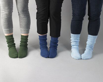 Debbie Bliss Kai Bed Socks PDF