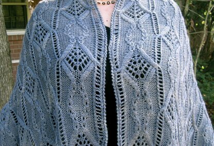 Mito Cable Lace Shawl