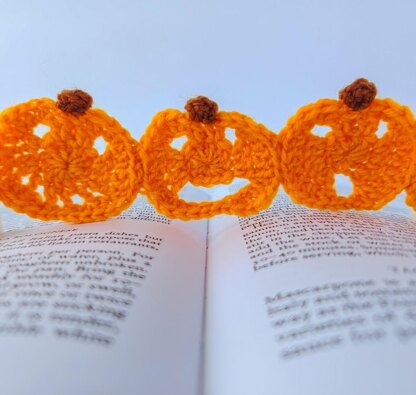 Halloween Pumpkins Bookmark
