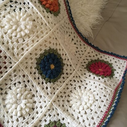 Flower crochet blanket