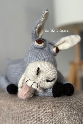 Donkey knitting pattern. Knitted donkey friend Shrek
