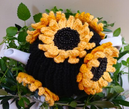 Giant Sunflowers Tea Cosy