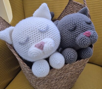 Sleeping Cat Crochet Amigurumi Plush Doll